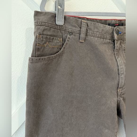 Alberto Brown Stone Modern Fit Vintage Twill Stretch Straight Jeans size 40x34 - Picture 2 of 11